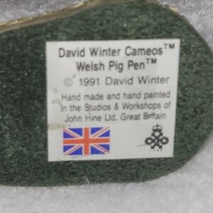 David Winter Welsh Pig Pen miniature